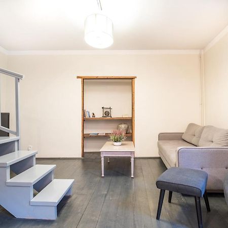 Dream Stay - Bright 2-Bedroom 2-Floor Old Town Apartment Tallinn Exterior photo