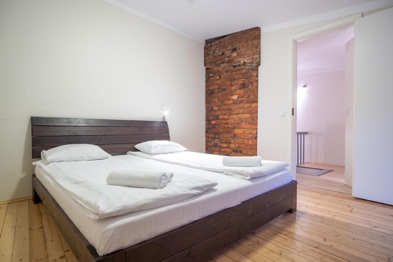 Dream Stay - Bright 2-Bedroom 2-Floor Old Town Apartment Tallinn Exterior photo